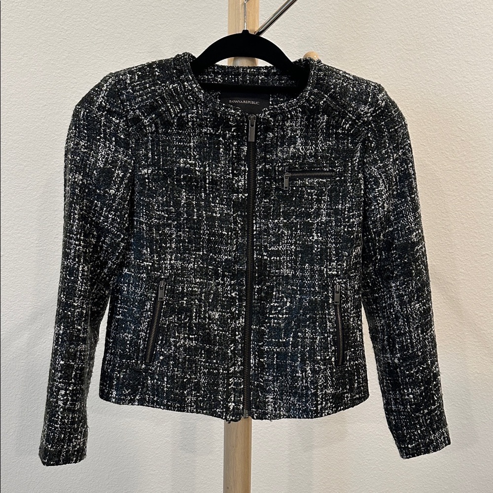 Banana Republic Zip Front coated short jacket sz 00P